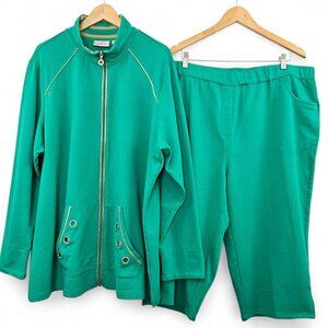 Quacker Factory Green Athleisure Set Size 3X Jacket 2X Capri Pant Green Gold Zip